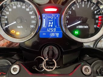 Kawasaki Z900RS - 7