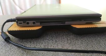 Predám Notebook Dell - 7