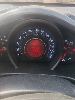 KIA SPORTAGE 1.7Crdi 85kw 6st manuál - 7