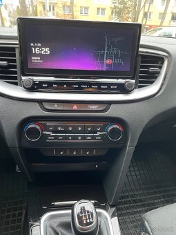KIA Pro_cee’d Hatchback 150kw Manuál - 7