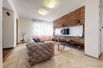 Výnimočný 3 izbový byt vo výbornej lokalite Starého Mesta pr - 7