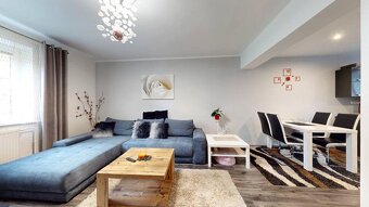 Prerobený rodinný dom na veľkom tichom pozemku v obci Pruské - 7