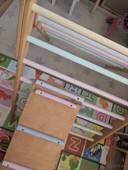 Piklerovej triangel s rebrikom/šmykľavkou - 7