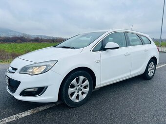 Opel Astra Sports Tourer – 1.6 diesel – výbava COSMO - 7