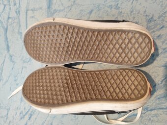 Vans - 7