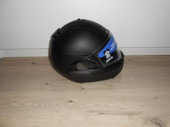 Predam krasnu novu moto prilbu znacky SHARK SPARTAN GT BLANK - 7