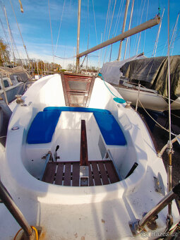 Kajutová plachetnica 9 m - 7