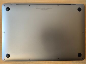MacBook Air 2020 | i5 • 8GB • 256GB SSD - 7