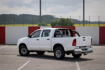 Toyota Hilux DC 2.5 I D-4D Terra - 7