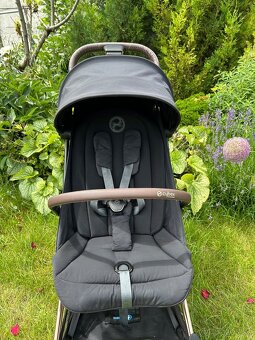 Cybex Coya sepia black/rosegold podvozok - 7