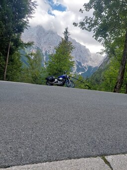 Honda VT 750 Black Widow - 7