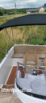Motorový čln Orion 560 SunDeck - 7