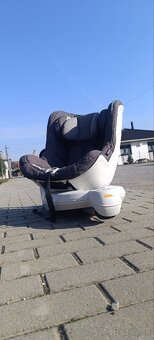 Autosedačka Petite&Mars Reversal II Isofix - 7