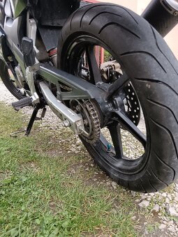 Honda cbr 125r - 7