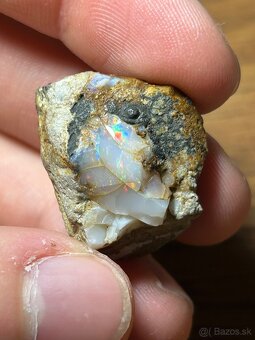 Drahokam Slovensko Červenica Drahý opál minerál opály - 7