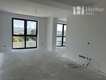 5 izb.RD+4 ár.pozemok, nová kvalitná rek.,Jazdecká ul, Sever - 7