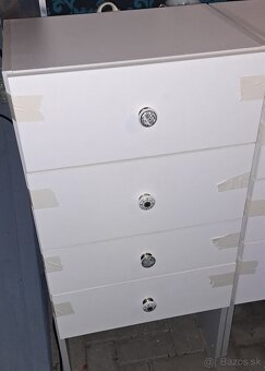 Komoda a Skrinky - 7