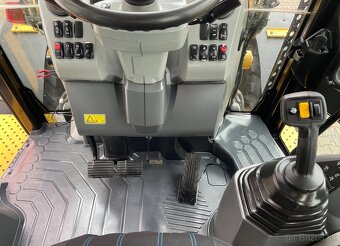 Caterpillar Cat 444F2 - 7