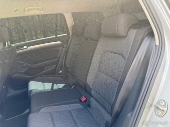 Volkswagen Passat - 7
