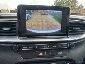 Kia ceed sporty wagon 1,6 Crdi 100 kw - 7