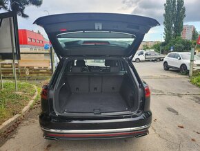 Predám Volkswagen Touareg 3.0 V6 TDI SCR 4Motion Tiptronic - 7