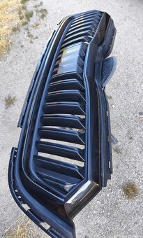 Škoda Octavia 4 RS maska chladiča čierny rám 5E4 - 7