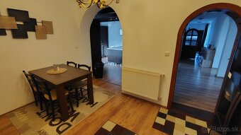 Predám väčší podkrovný rodinný dom v obci Košúty - 7