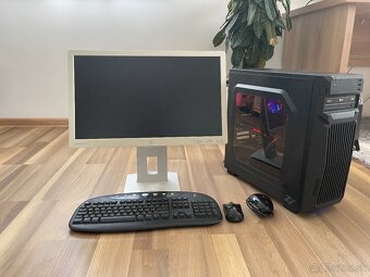Predám zostavu herného PC + monitor, klávesnica, myš. - 7