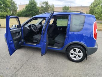 Škoda Roomster 1.6 Benzín 2007 - 7