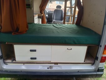 AUTOKARAVAN FORD TRANSIT 1,6 BENZIN - 7