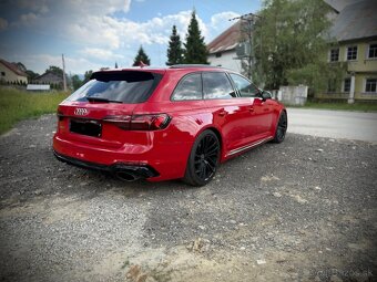 Audi RS4 COMPETITION MATRIX VIRTUAL Red/Black - 7