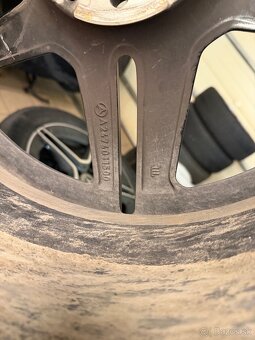 Mercedes R19 AMG - 7