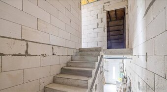 Predaj Rodinný dom - rozostavaný s dvoma bytovými jednotkami - 7