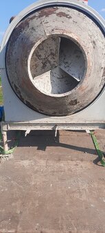 Miešačka na betón - 500l, + násypný kôš + mechanická lopata - 7