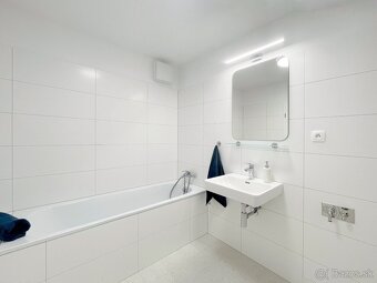 2 izb. byt s balkónom, pivnicou a park. miestom - BA Rača - 7