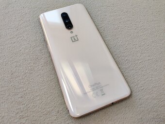 Oneplus 7 Pro. 8gb+3gb//256gb. Smotanová pekná metalíza. - 7