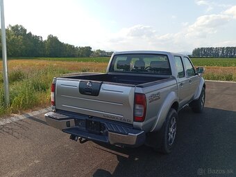 Nissan Navara 2,5 TDi 4x4 - 7