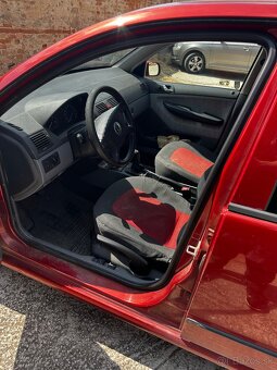 Predám Škoda Fábia 1.4 MPI - 7