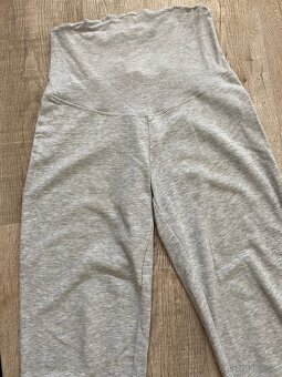 Balík tehotenského oblečenia veľ. S a M - 7