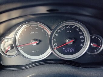 Predám auto Subaru Outback - 7