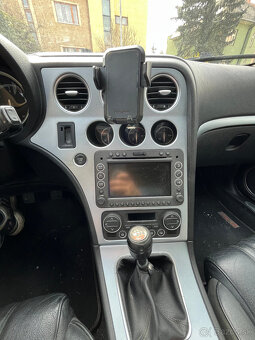 Alfa Romeo 159 Sedan 2.4 JTDm 147 kW, manuál - 7