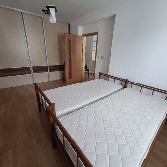 Na prenájom 1. izbový byt s loggiou v KNM blízko centra. - 7