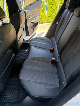 Predám Peugeot 2008 1.2. Puretech Allure pack - 7