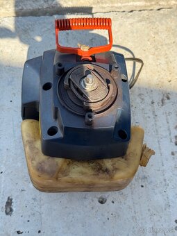 Predam motor na krovinorez husqvarna mondo - 7