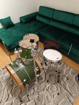 Yamaha YD - 7