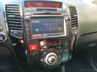 Kia Venga - 7