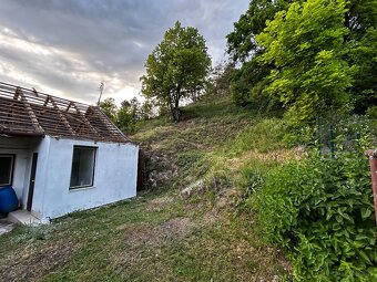 POZEMOK NA PREDAJ - 7