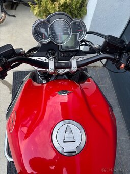 Moto Guzzi Breva V1100 - 7