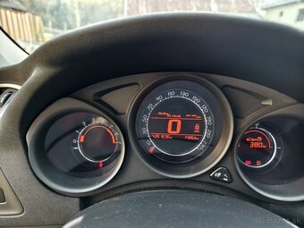 Predám Citroen C4 Best Collection 1.6 HDi. - 7