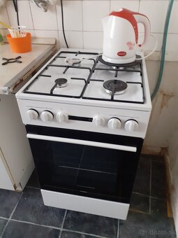 Hľadám jednu osobu do podnájmu - Staré Mesto - 7